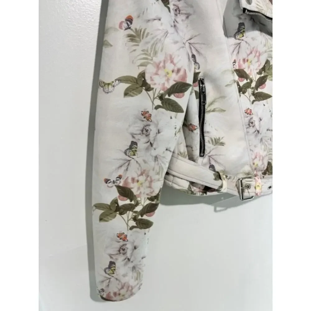 Primark floral moto